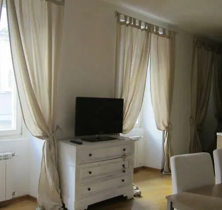 Residenza L'antico Borgo * Триест
